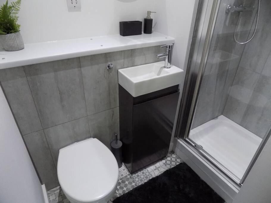 2 Bedroom Luxury City Centre Apt Lincoln Zewnętrze zdjęcie